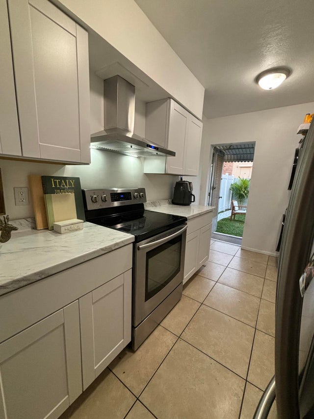5 of 59 - 262 Se 9 Avenue #1-4, Deerfield Beach, FL