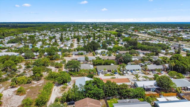 4 of 10 - 11331 Se Gold Avenue, Hobe Sound, FL