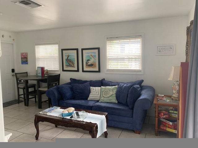 4 of 42 - 723 N Federal Hwy, Lake Worth Beach, FL