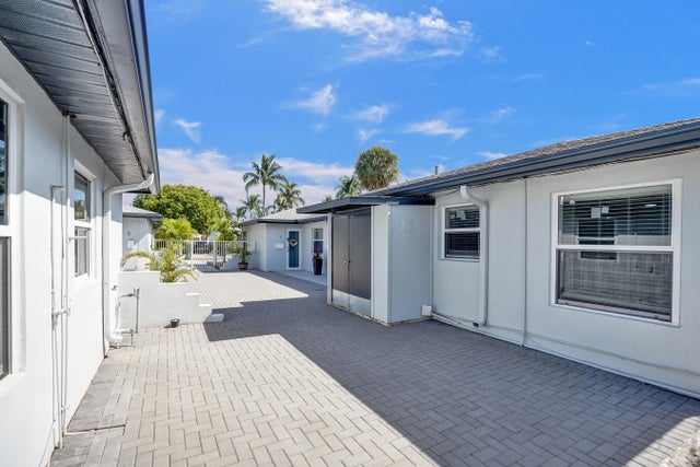2 of 55 - 220 Walton Blvd, West Palm Beach, FL