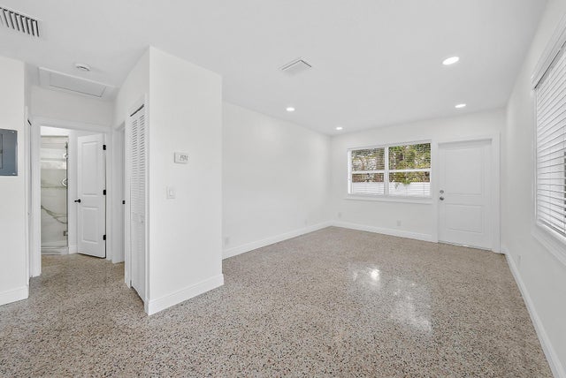 4 of 47 - 3808 Broadway, West Palm Beach, FL