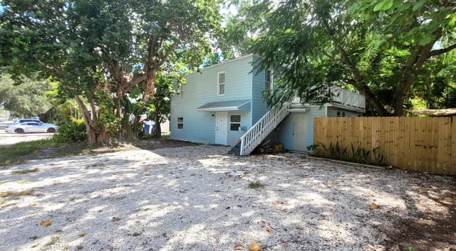 1 of 26 - 104 Ne 5th St, Fort Lauderdale, FL