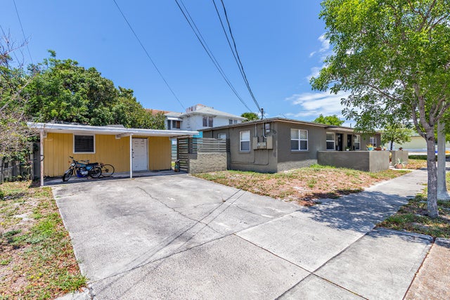 3 of 7 - 701 New Jersey Street, West Palm Beach, FL