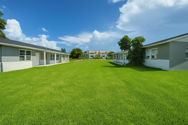 4 of 35 - 461 Silver Beach Road #1, Riviera Beach, FL