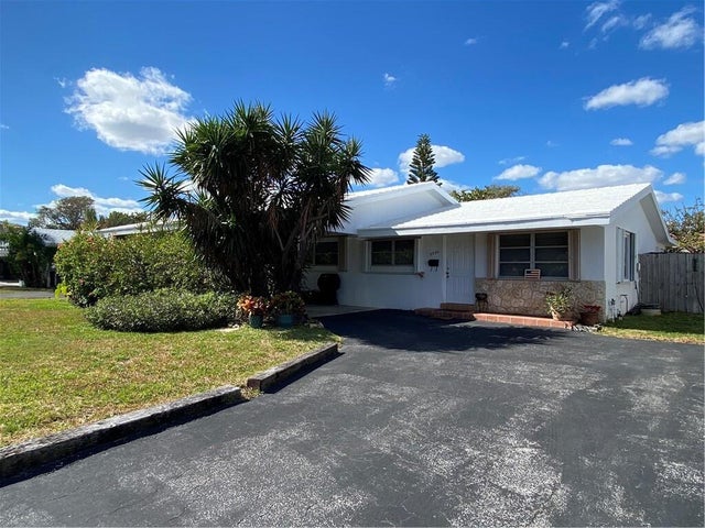 3 of 16 - 2741-2745 Ne 30th Avenue, Lighthouse Point, FL