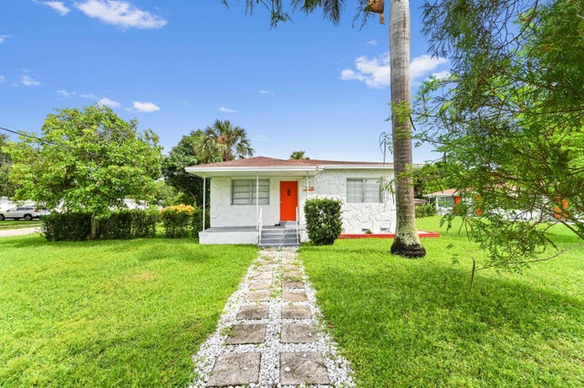 4 of 35 - 538 Sw 7th Street, Hallandale Beach, FL