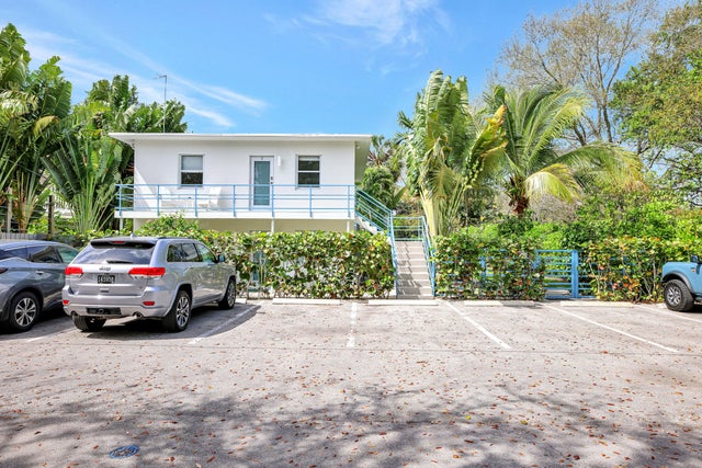 1 of 93 - 625 Ne 13th Avenue, Fort Lauderdale, FL