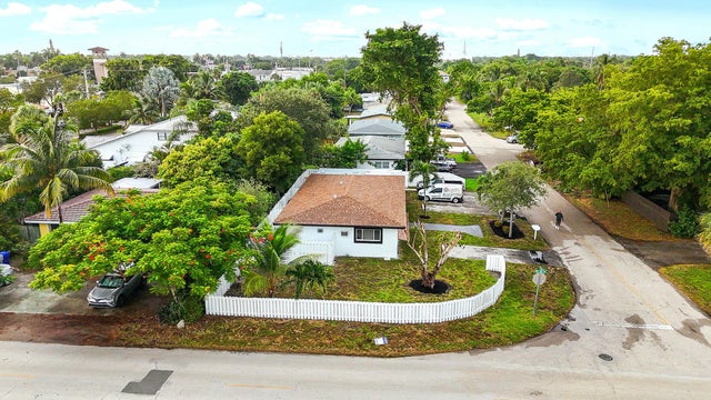 3 of 84 - 1801 Ne 25th Avenue #1-3, Pompano Beach, FL