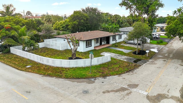 5 of 84 - 1801 Ne 25th Avenue #1-3, Pompano Beach, FL