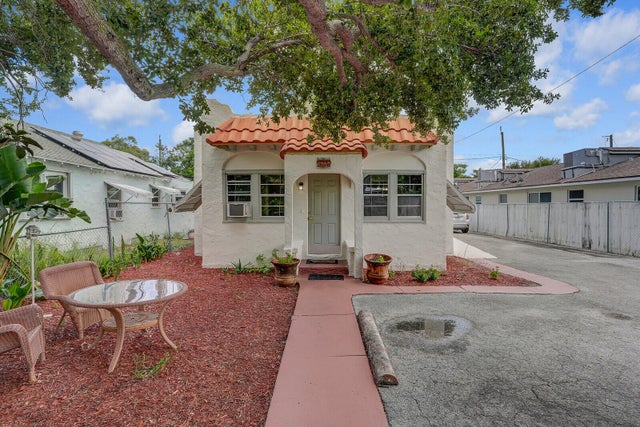 3 of 38 - 410 S Ocean Breeze, Lake Worth, FL