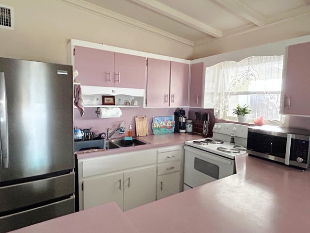 3 of 9 - 1111 N Victoria Park Road #1-4, Fort Lauderdale, FL