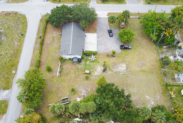 3 of 21 - 4647 Marguerita Street, West Palm Beach, FL