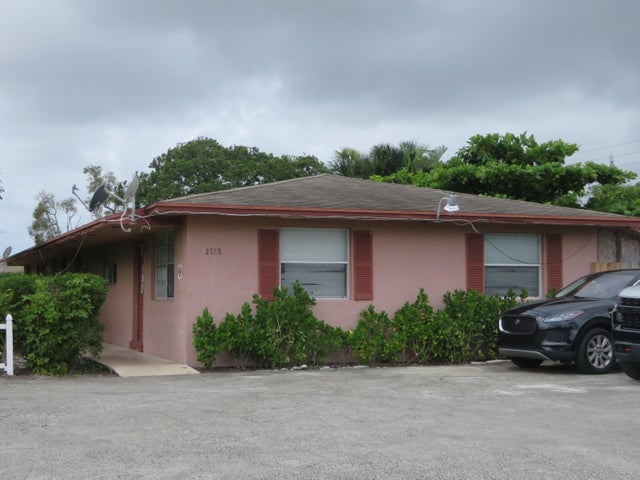 2785 Reo Lane #1, Palm Springs
