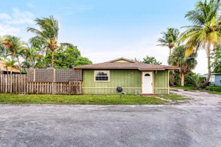 Photo of Listing #RX-11130150