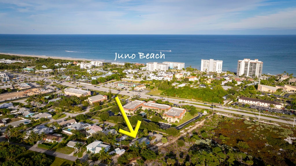 13753 Oleander Avenue, Juno Beach