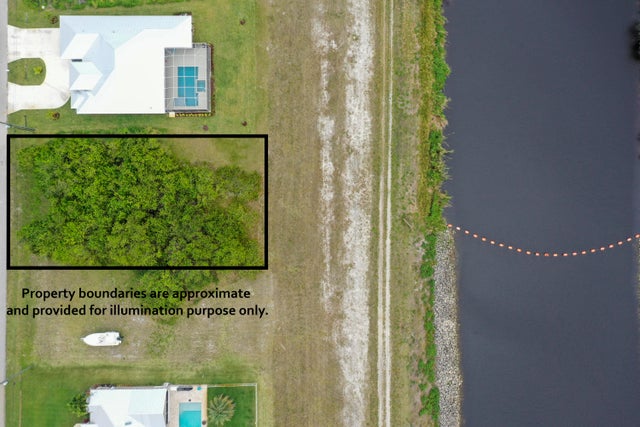 2 of 6 - 476 Sw Bradshaw Circle, Port Saint Lucie, FL