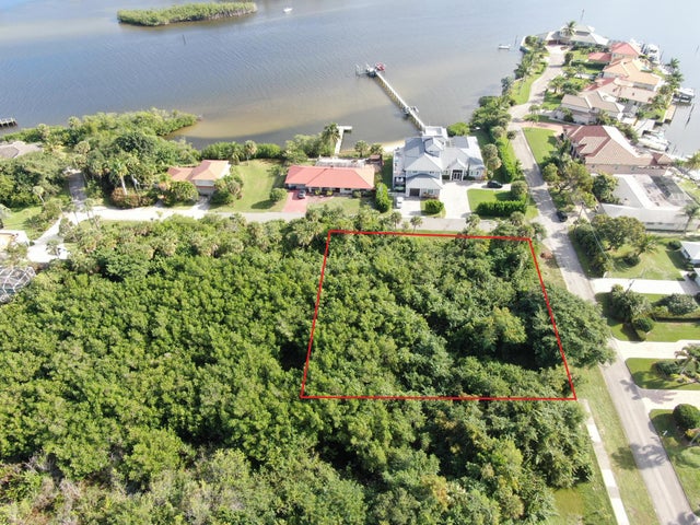 1 of 11 - 4200 Se Peterson Lane, Stuart, FL
