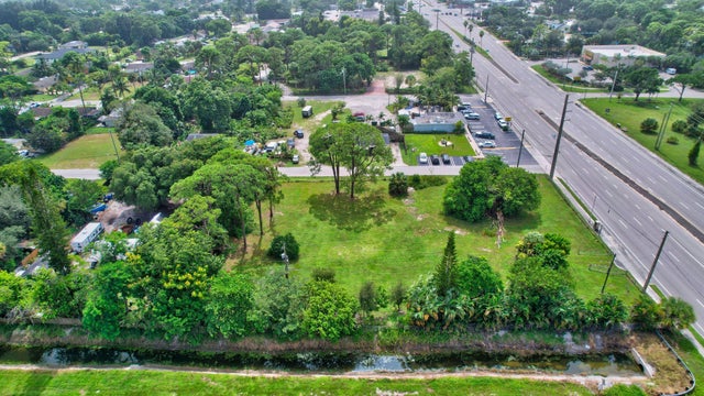 5 of 7 - 4526 S Military Trl, Lake Worth, FL