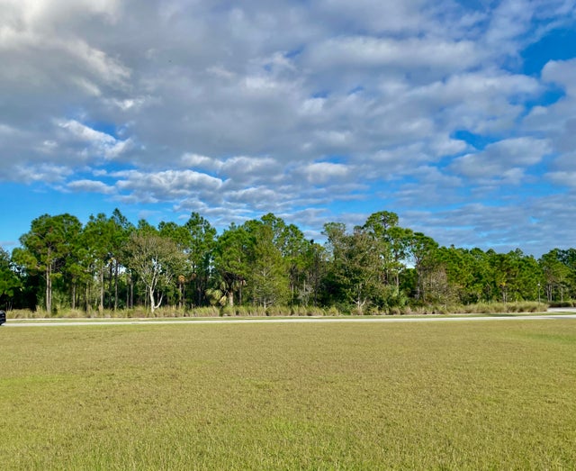 5 of 6 - 121 Se San Priverno, Port Saint Lucie, FL
