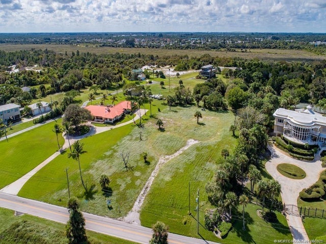 3 of 7 - 2829 S Indian River Dr, Fort Pierce, FL