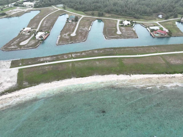 4 of 6 - 84 Poinciana Wy, Grand Bahama Island, Out of Country