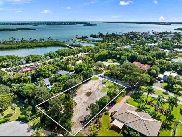 1 of 8 - 6 Mandalay Road, Sewalls Point, FL