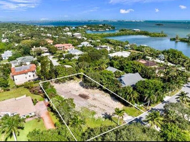5 of 8 - 6 Mandalay Road, Sewalls Point, FL