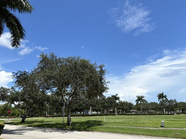 2 of 8 - Lot 4 B Nw Courtyard Circle, Port Saint Lucie, FL