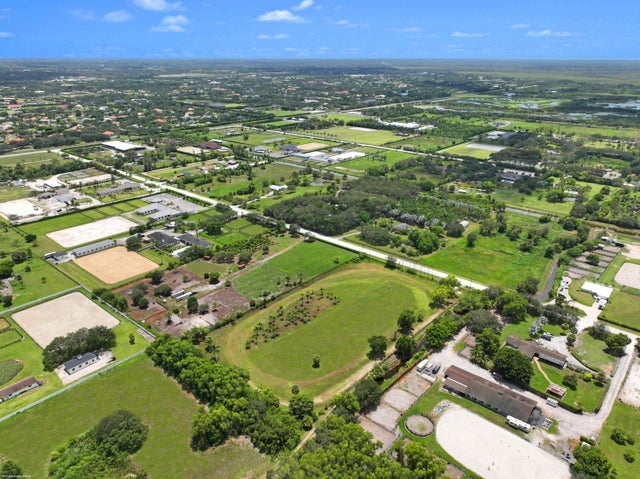 3 of 10 - 16495 Hollow Tree Lane, Wellington, FL