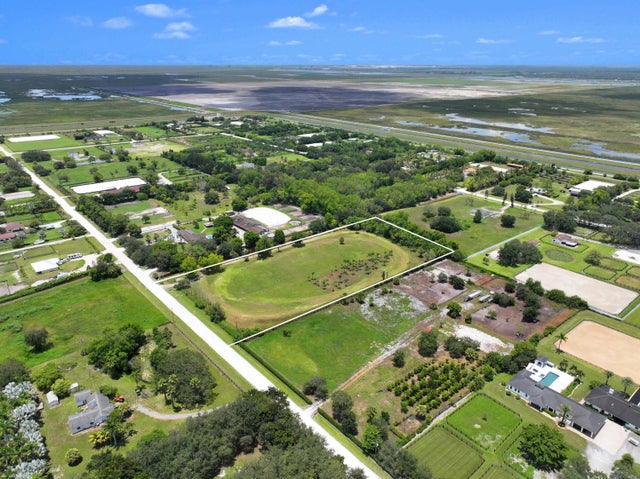 5 of 10 - 16495 Hollow Tree Lane, Wellington, FL