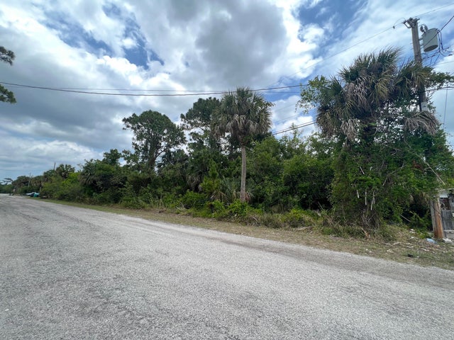 1 of 8 - 00 W Dixie Blvd, Fort Pierce, FL