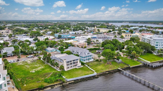 4 of 8 - 15 Se Seminole Street, Stuart, FL
