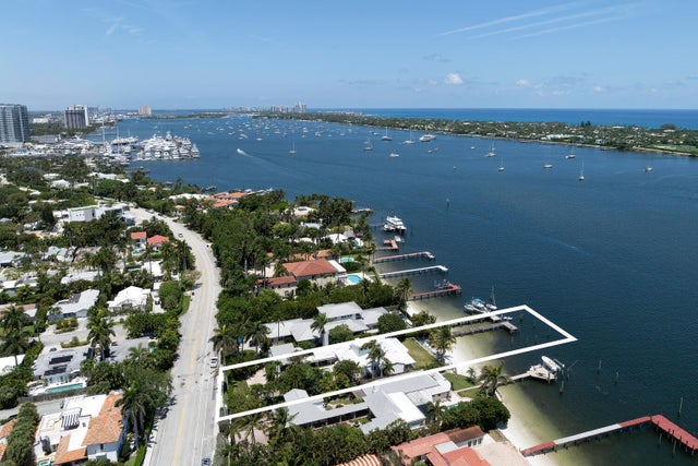 4 of 49 - 3208 N Flagler Dr, West Palm Beach, FL