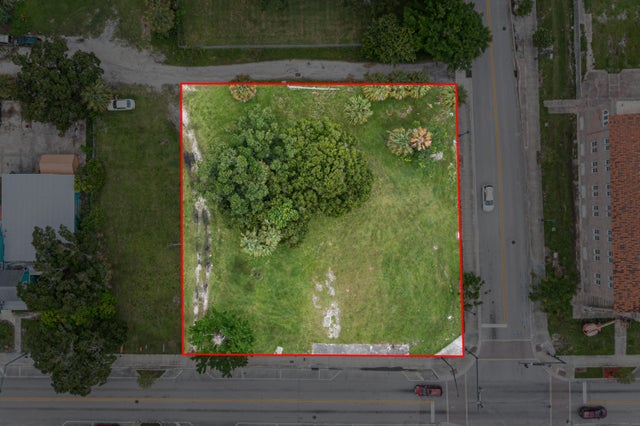 4 of 25 - 1012 Orange Av, Fort Pierce, FL