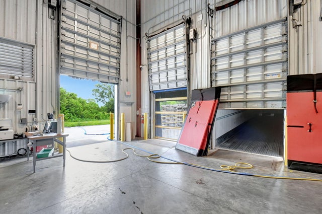 5 of 27 - 7941 S State Road 7 Road, Lake Worth, FL
