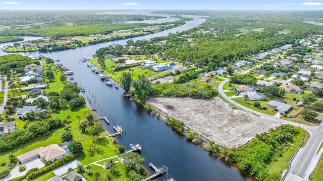 2 of 5 - 2807 Se Peru St, Port Saint Lucie, FL