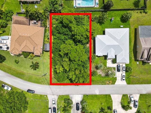1 of 10 - 5761 Nw Cone St, Port Saint Lucie, FL