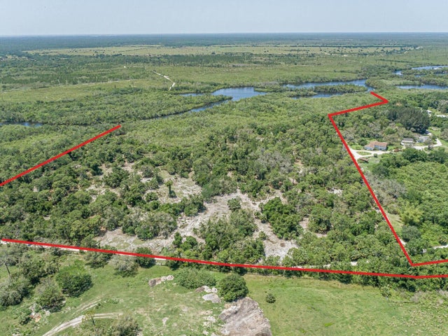 2 of 35 - 10995 Roseland Road, Sebastian, FL