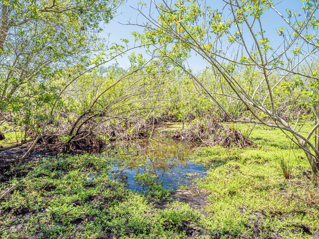 3 of 35 - 10995 Roseland Road, Sebastian, FL