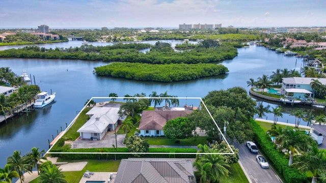 2 of 38 - 207 Body Ct, Jupiter, FL