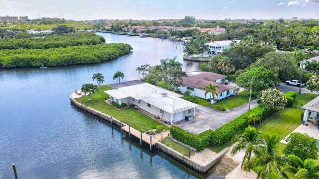 3 of 37 - 207 Body Court, Jupiter, FL