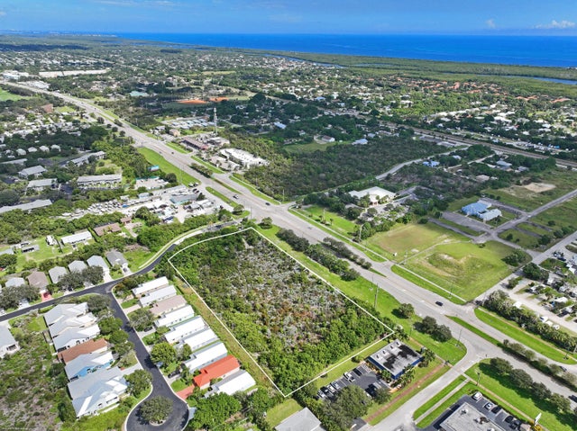 1 of 17 - 8200 Se Sugar Pines Way, Hobe Sound, FL