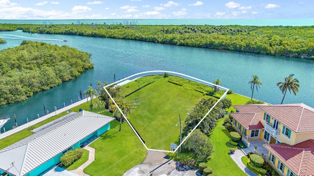 5 of 15 - 8595 Se Palm Street, Hobe Sound, FL