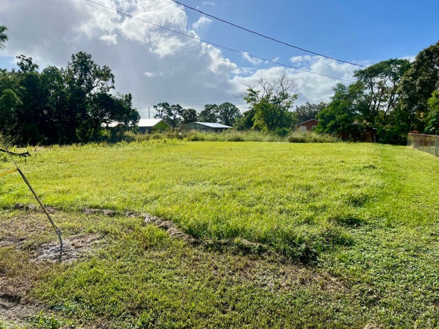 1 of 6 - Tbd Avenue R, Fort Pierce, FL