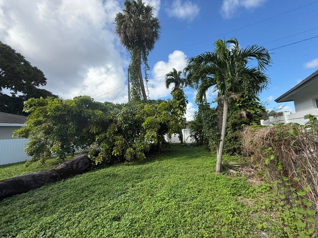 5 of 16 - 28xx Nw 9 Place, Fort Lauderdale, FL