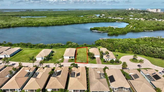 2 of 20 - 1940 Lynx Drive, Hutchinson Island, FL