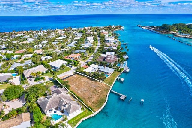 1 of 26 - 88 Lighthouse Dr, Jupiter Inlet Colony, FL