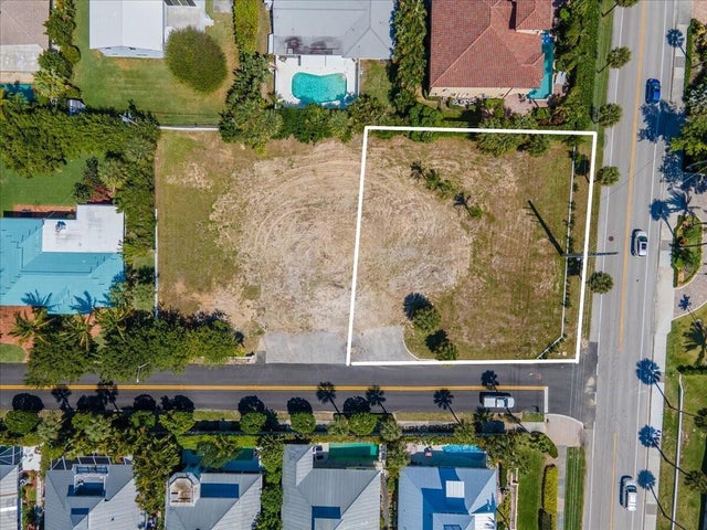 5 of 14 - 401 Olympus Dr, Juno Beach, FL