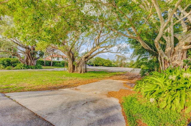 2 of 13 - 12404 Indian Road, North Palm Beach, FL