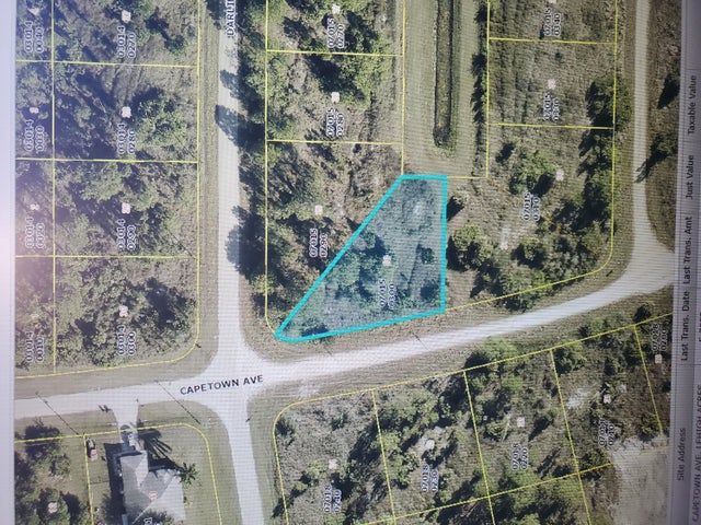 1 of 4 - 941 Capetown Avenue, Lehigh Acres, FL